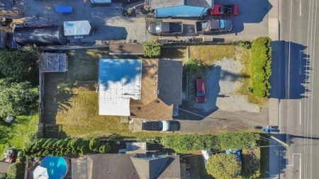 Hot Tub / Spa Photo of 7697 Cedar Street, Mission, BC