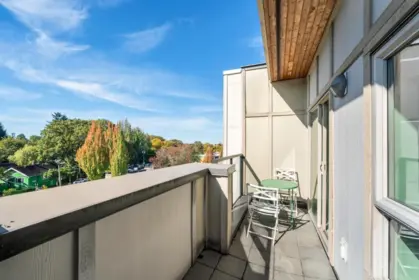 PH7 1239 Kingsway, Vancouver, BC, Vancouver — Apartment/Condo for sale