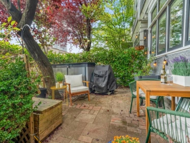 Living Room Photo of 2634 Hemlock Street, Vancouver, BC