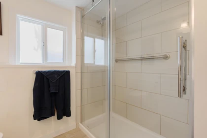 Primary Bathroom Photo of 58 3031 200 Street, Langley, BC