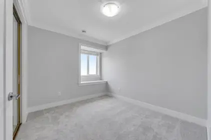 907 Harris Avenue, Coquitlam, BC, Coquitlam — Half Duplex for sale