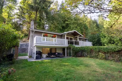 1835 Arborlynn Drive, North Vancouver, BC, North vancouver — Single Family Residence for sale