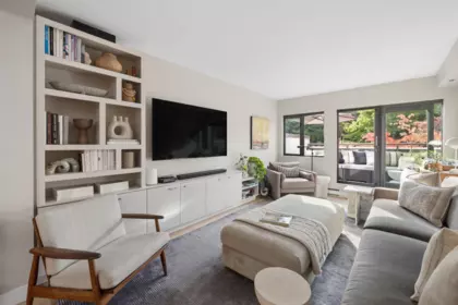 304 1477 Fountain Way, Vancouver, BC, Vancouver — Apartment/Condo for sale