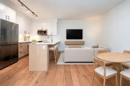 209 6968 Royal Oak Avenue, Burnaby, BC, Burnaby — Apartment/Condo for sale