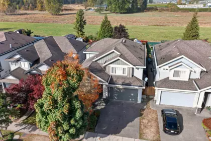 17473 64a Avenue, Surrey, BC, Surrey — Single Family Residence for sale