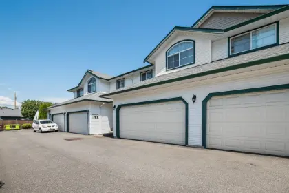 6 45865 Lewis Avenue, Chilliwack, BC, Chilliwack — Townhouse for sale