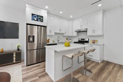 3362 E 28th Avenue, Vancouver, BC, Vancouver — Half Duplex for sale