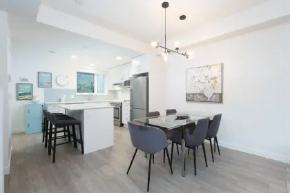 4 2137 Chesterfield Avenue, North Vancouver, BC, North vancouver — Townhouse for sale