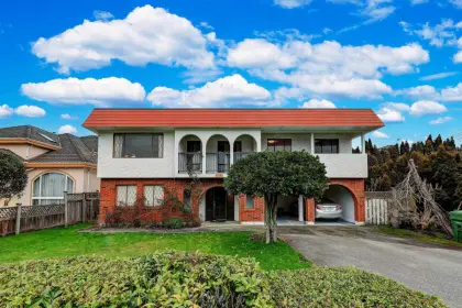 8740 Garden City Road, Richmond, BC, Richmond — Single Family Residence for sale