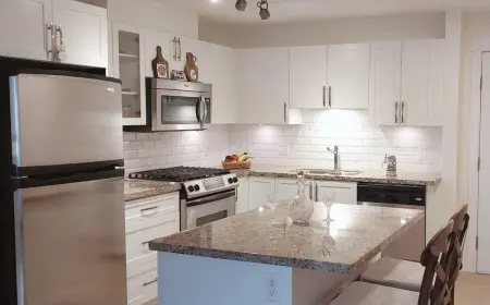 209 1468 St Andrews Avenue, North Vancouver, BC, North vancouver — Apartment/Condo for sale