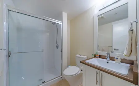 209 1468 St Andrews Avenue, North Vancouver, BC, North vancouver — Apartment/Condo for sale