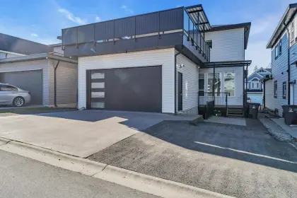 5938 139a Street, Surrey, BC, Surrey — Single Family Residence for sale