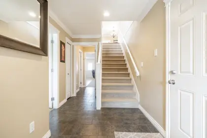 32747 Lightbody Court, Mission, BC, Mission — Single Family Residence for sale