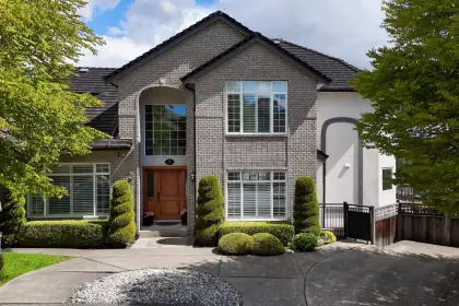 225 Sicamous Place, Coquitlam, BC, Coquitlam — Single Family Residence for sale