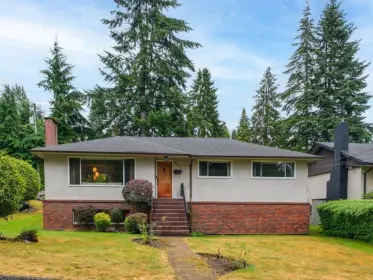 3886 Calder Avenue, North Vancouver, BC, North vancouver — Single Family Residence for sale