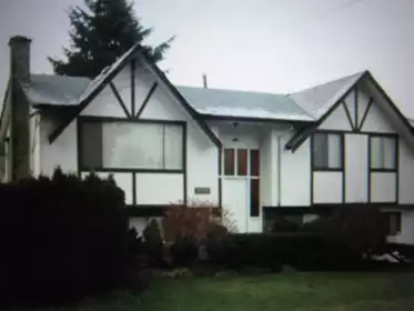 14086 103a Avenue, Surrey, BC, Whalley — 5 bed single family residence for sale