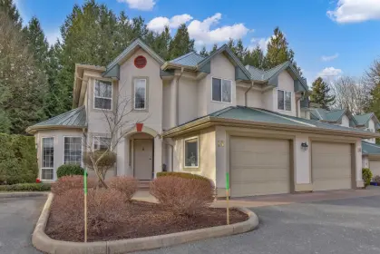 11 33179 George Ferguson Way, Abbotsford, BC, Abbotsford — Townhouse for sale