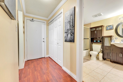 214 7297 Moffatt Road, Richmond, BC, Richmond — Apartment/Condo for sale