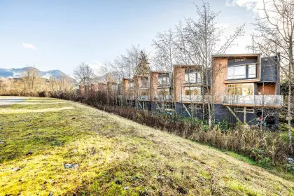 32 39893 Government Road, Squamish, BC, Squamish — Townhouse for sale