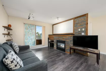 109 38003 Second Avenue, Squamish, BC, Squamish — Apartment/Condo for sale