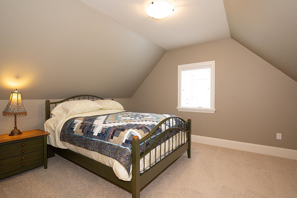 Garden / Landscaping Photo of 2660 Eagle Mountain Drive, Abbotsford, BC