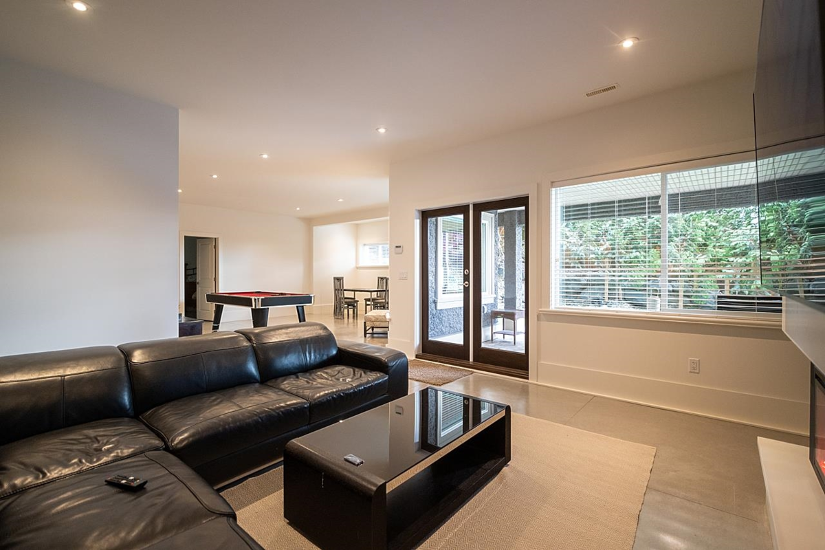 Hot Tub / Spa Photo of 2660 Eagle Mountain Drive, Abbotsford, BC