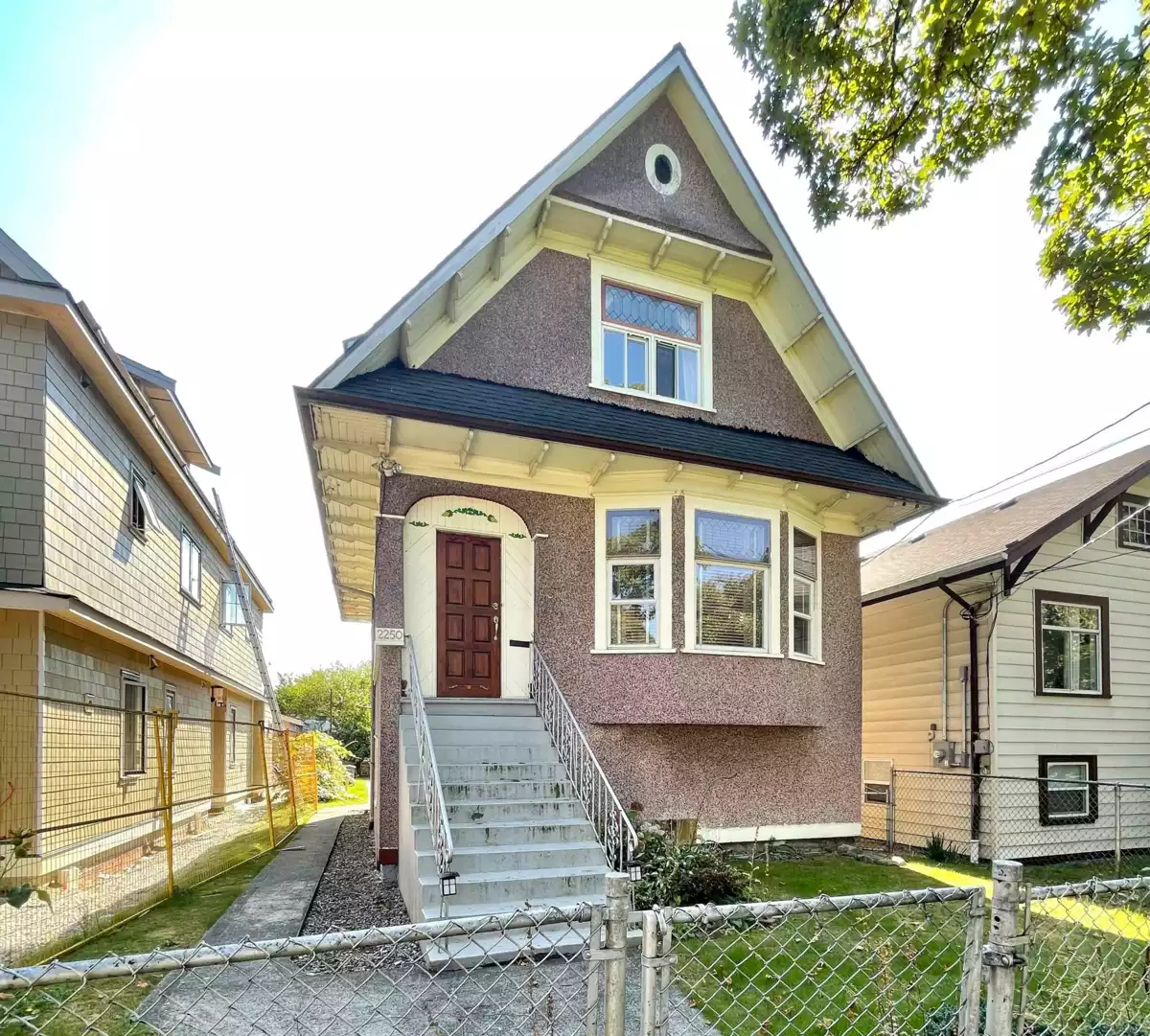 Exterior Rear Photo of 2250 E Pender Street, Vancouver, BC