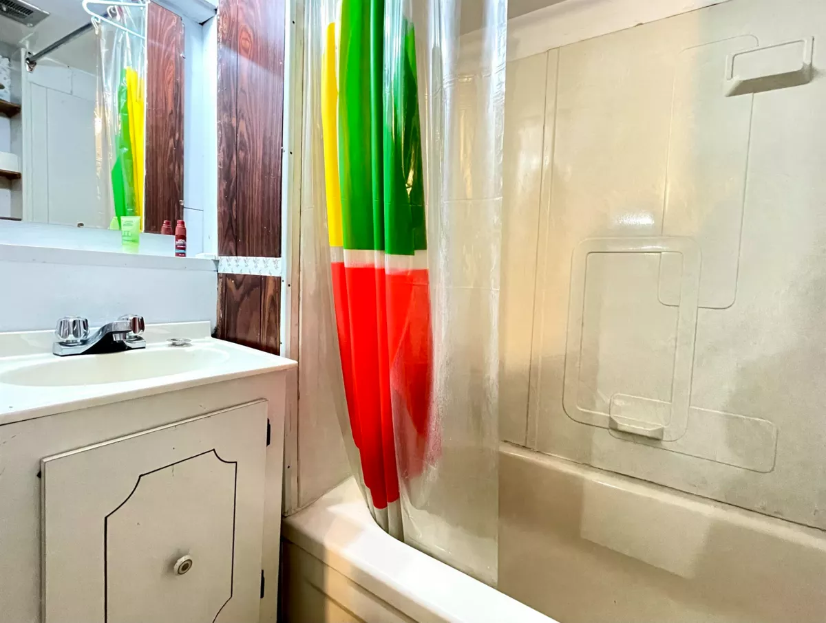 Loft / Bonus Room Photo of 2250 E Pender Street, Vancouver, BC