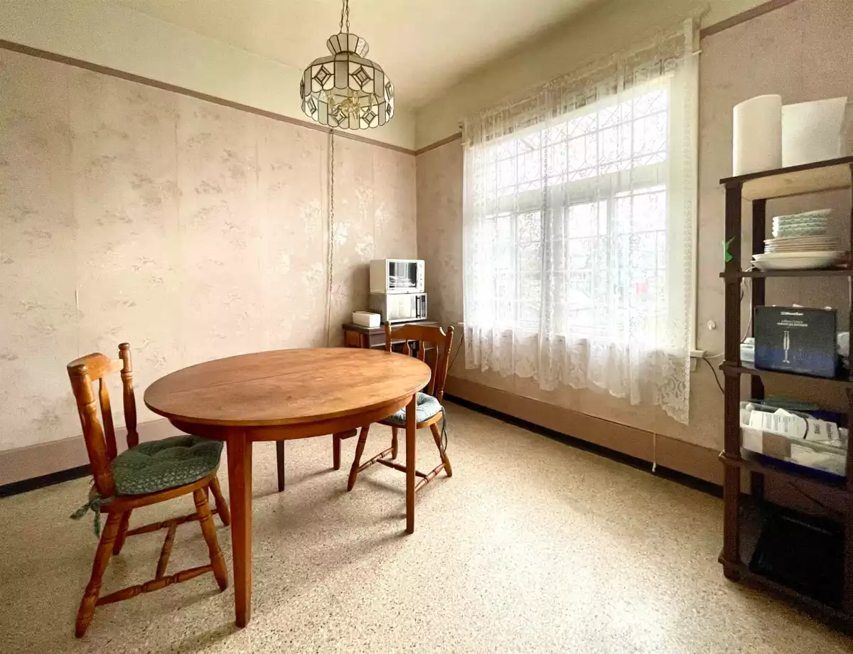 Primary Bedroom Photo of 2250 E Pender Street, Vancouver, BC