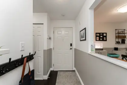 208 1533 Best Street, White Rock, BC, White rock — Apartment/Condo for sale