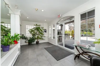 208 1533 Best Street, White Rock, BC, White rock — Apartment/Condo for sale