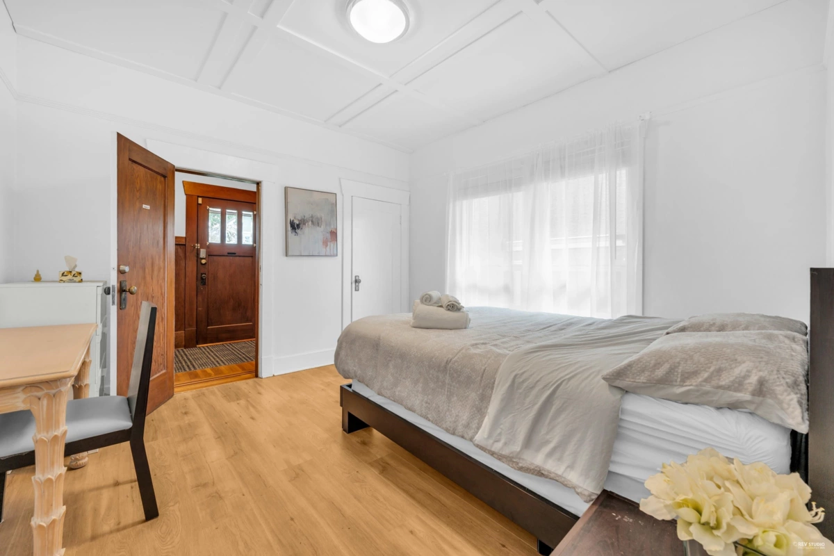 Breakfast Nook Photo of 6519 Cypress Street, Vancouver, BC