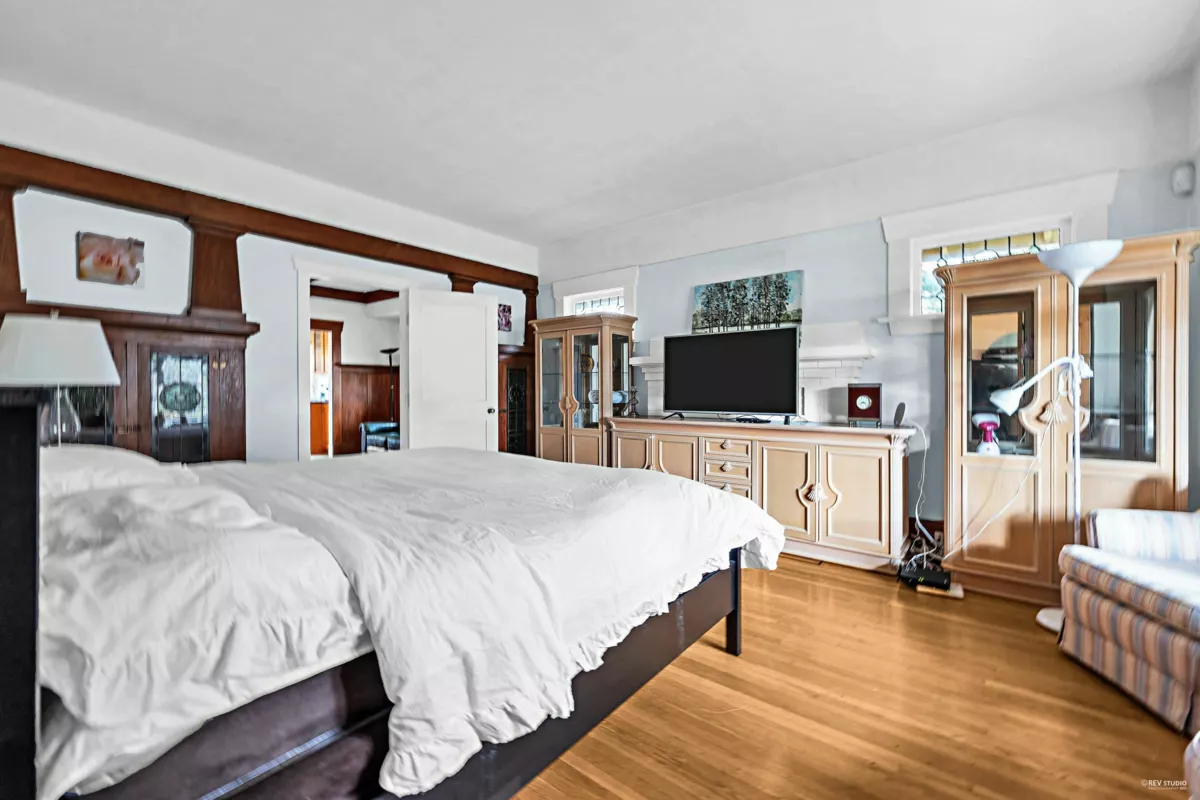 Dining Area Photo of 6519 Cypress Street, Vancouver, BC