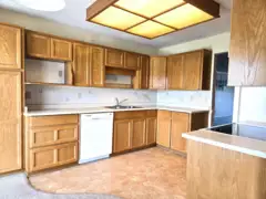 MLS R2990793
