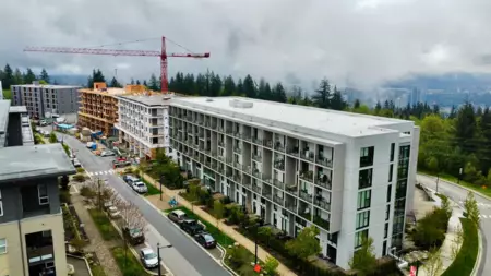 512 9888 University Crescent, Burnaby, BC, Simon Fraser Univer. — 1 bed apartment/condo for sale