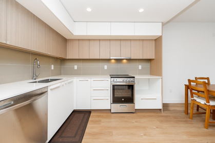 512 9888 University Crescent, Burnaby, BC, Burnaby — Apartment/Condo for sale