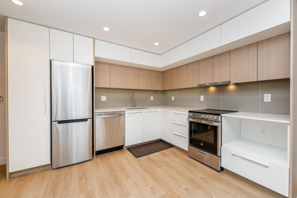 512 9888 University Crescent, Burnaby, BC, Burnaby — Apartment/Condo for sale