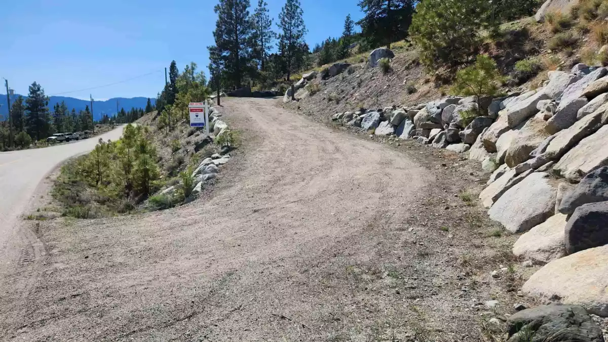 Dining Area Photo of 6461 Monck Park Road, No City Value, BC
