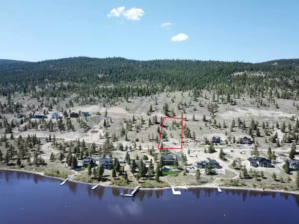 Guest Bathroom Photo of 6461 Monck Park Road, No City Value, BC