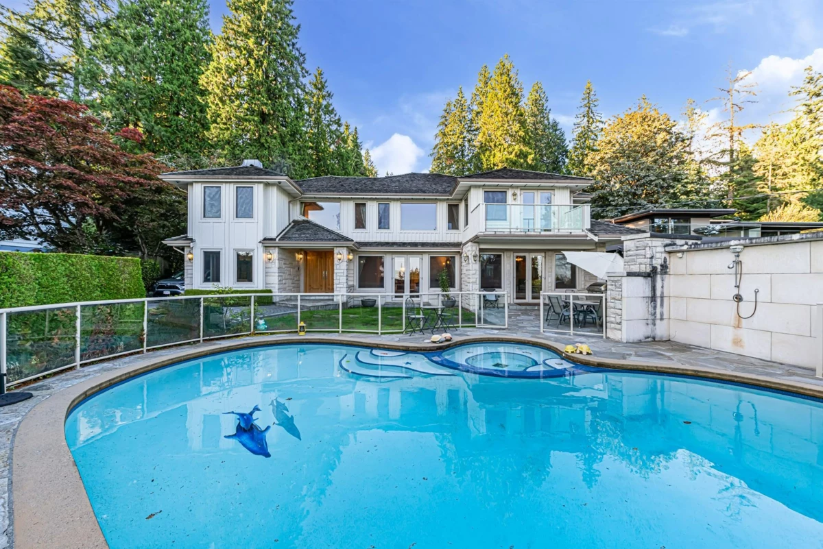 Exterior Front Photo of 1361 Mathers Avenue, West Vancouver, BC