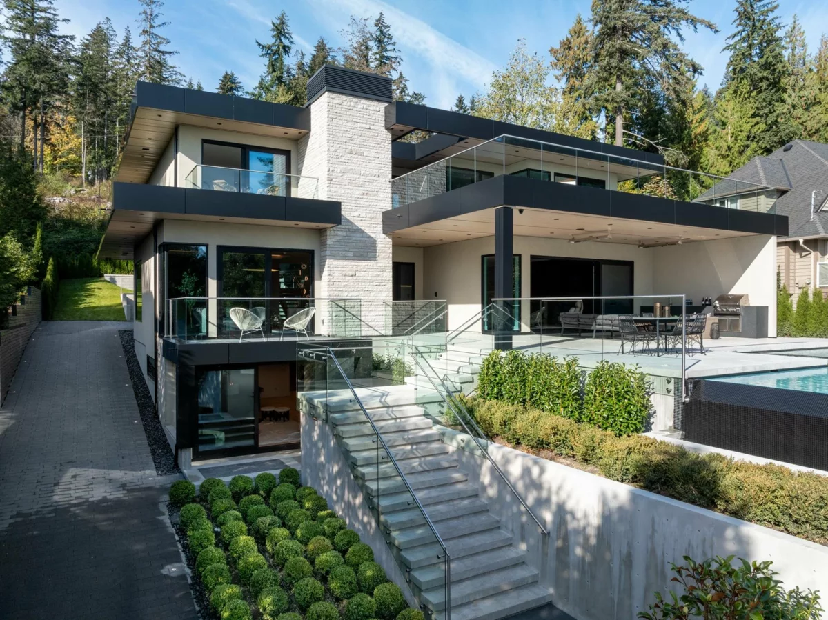 Staircase Photo of 449 Hillcrest Street, West Vancouver, BC