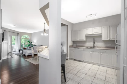 405 3176 Gladwin Road, Abbotsford, BC, Abbotsford — Apartment/Condo for sale
