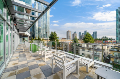 1303 6511 Sussex Avenue, Burnaby, BC