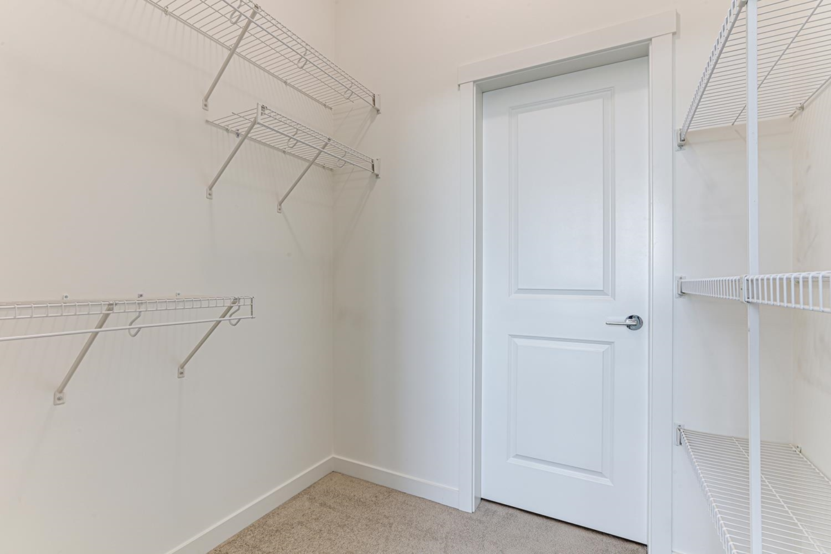 Bedroom 4 Photo of 610 15858 Fraser Highway, Surrey, BC