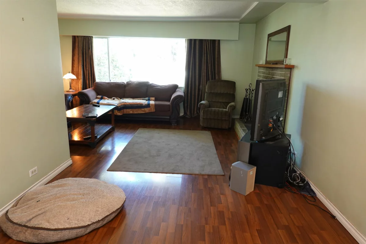 Breakfast Nook Photo of 11052 240 Street, Maple Ridge, BC