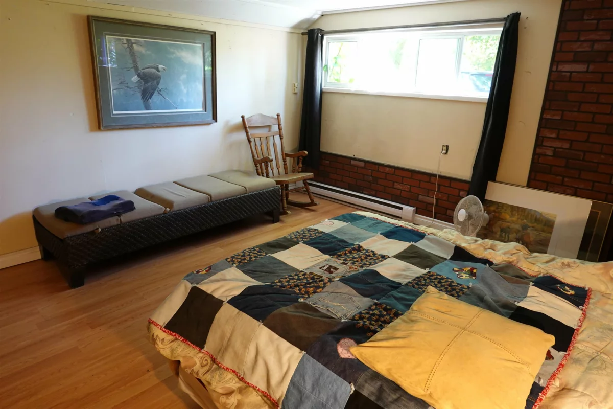 Powder Room Photo of 11052 240 Street, Maple Ridge, BC