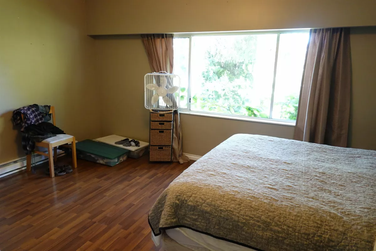 Walk-In Closet Photo of 11052 240 Street, Maple Ridge, BC