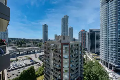 1704 738 Farrow Street, Coquitlam, BC, Coquitlam — Apartment/Condo for sale