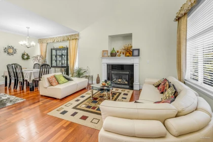 14658 76b Avenue, Surrey, BC, Surrey — Single Family Residence for sale