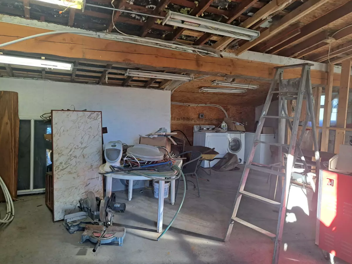 Guest Bathroom Photo of 37318 Ward Road, Abbotsford, BC